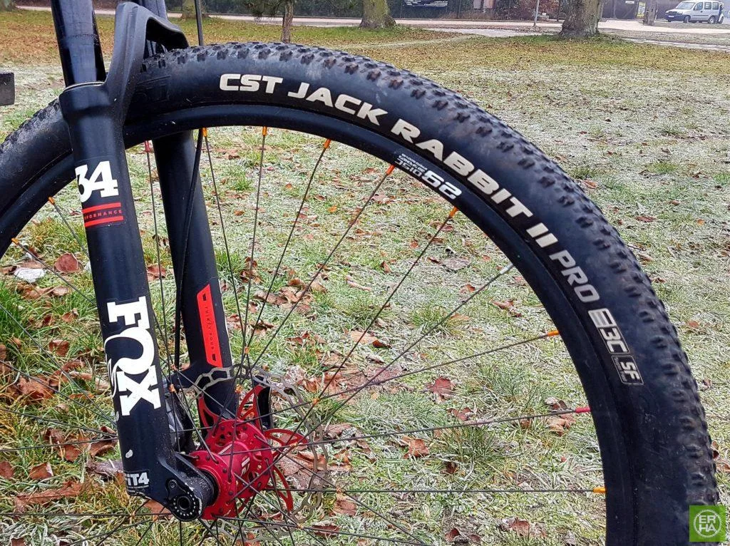 Opona CST Jack Rabbit II PRO